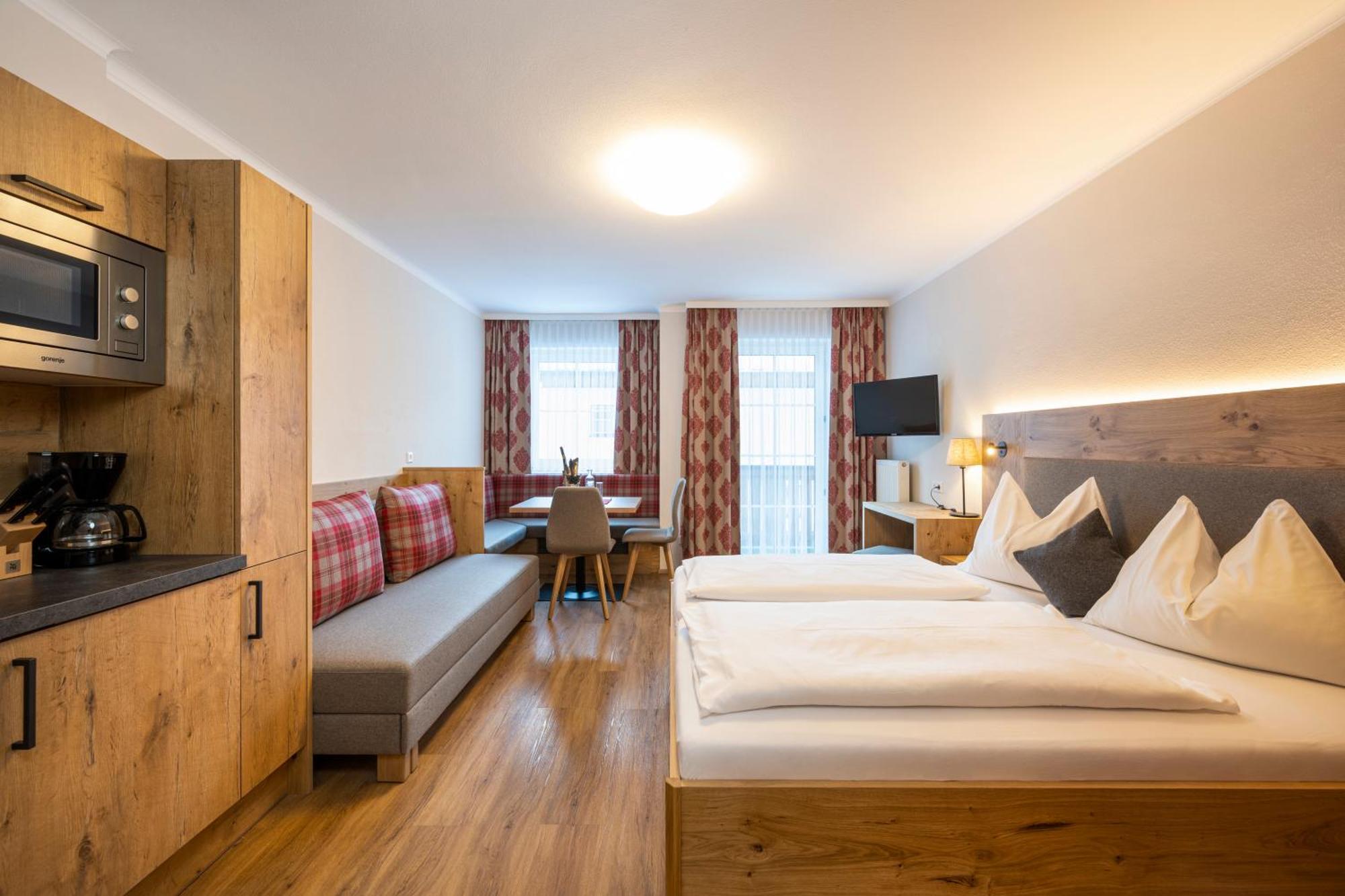 Ferienhotel Gasthof Zur Post Унтертауэрн Экстерьер фото